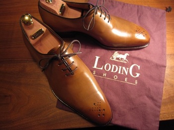 loding shoes.jpg
